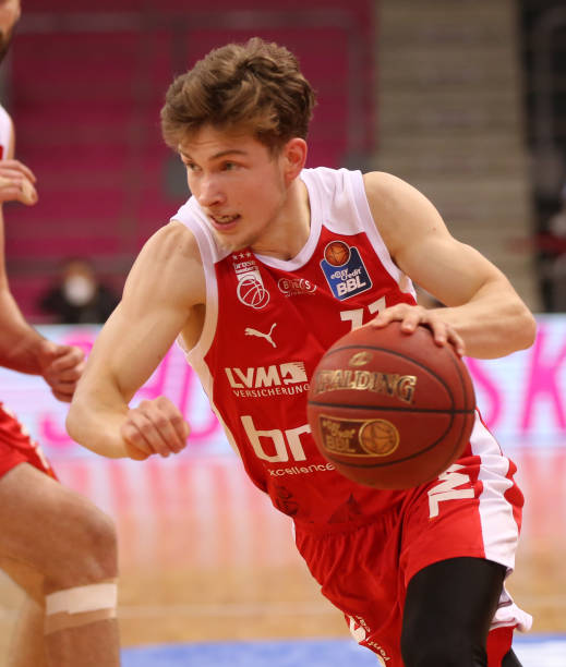 进入32强 进入32强