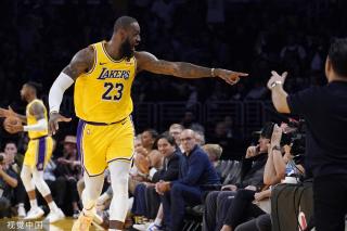 马丁内斯在 马丁内斯在