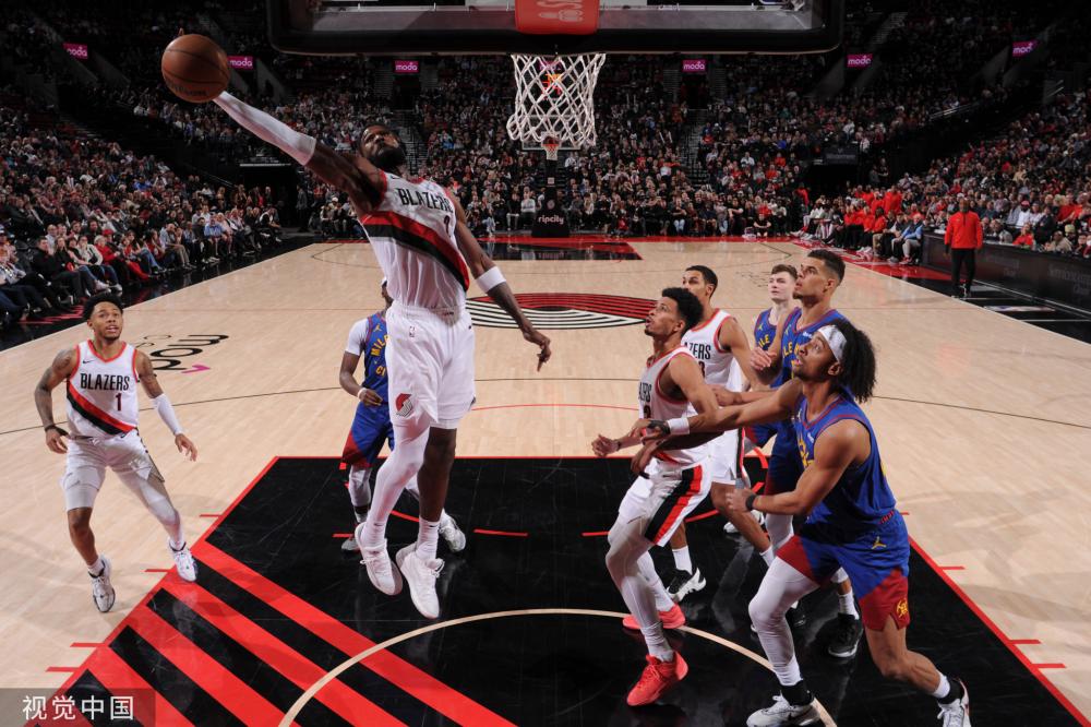 他在比赛中 他在比赛中