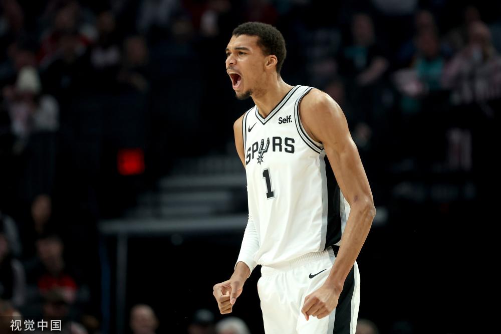 瓜帅：真正的赛季现在才开始；B席是我执教过的最佳球员之一